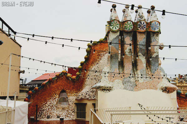 barcelona-gaudi-battlo-03