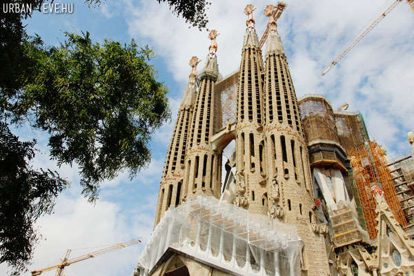 barcelona-gaudi-sagrada-01